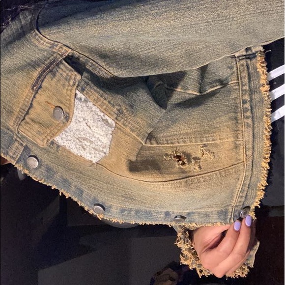 Custom Jean Jacket 💛 - Picture 3 of 4
